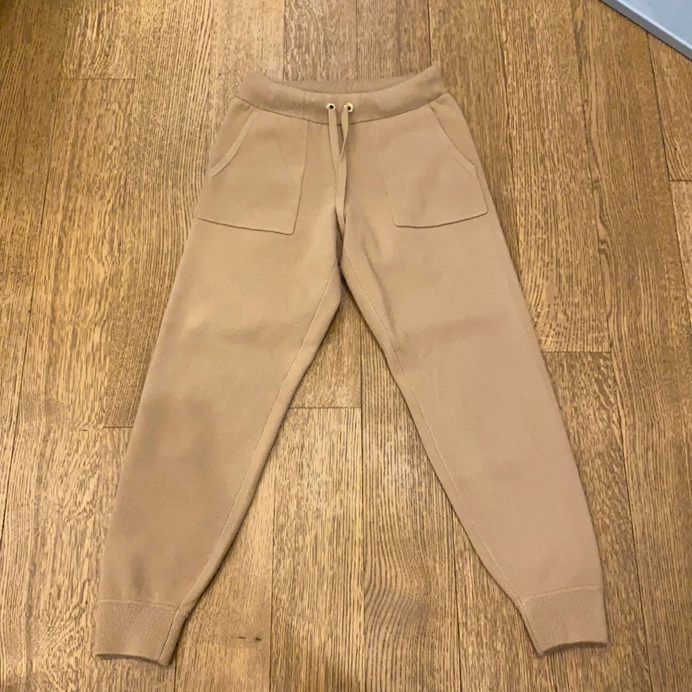 Comfortable Sweatpants with pockets